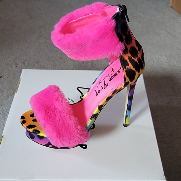Privileged "Bam Bam" Heels - Picture 2 of 6